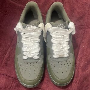 Nike Air Force Ones.Size 11.5.All green only wore a few times.
